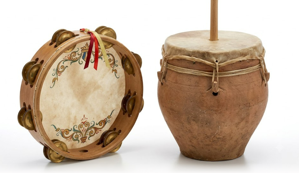 PANDERETAS Y ZAMBOMBAS